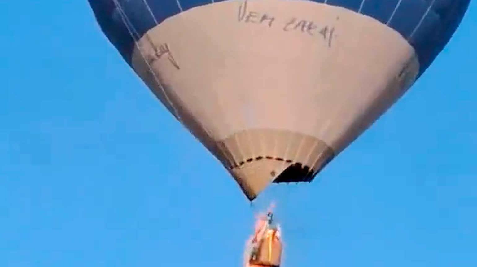 Vídeo chocante: Duas pessoas são queimadas vivas em balão de ar quente no México