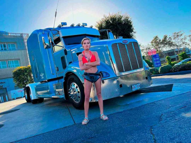 Daysen Havoc The Worlds Sexiest Truck Driver Refuses To Join Of