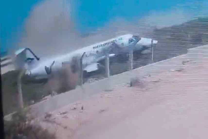 Vídeo mostra acidente com aeronave Embraer EMB-120 na Somália. Foto: reprodução Twitter