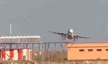 Vídeo mostra o momento tenso em que avião da Turkish Airlines tenta aterrissar no aeroporto de Ordu-Giresun. Foto e vídeo: twitter @HavaForum