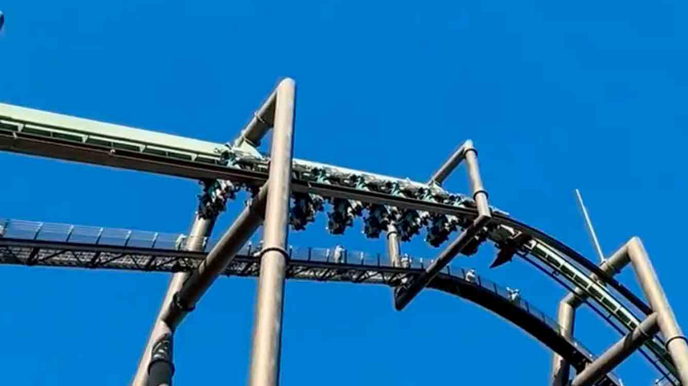 Video: Roller Coaster di Jepang Rusak di Ketinggian 40 Meter. Foto dan video: Telegram t.me/Sputnik