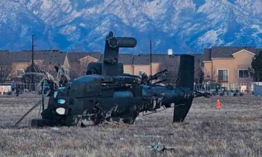 Helicóptero de ataque AH-64 da Guarda Aérea Nacional dos EUA cai em Utah. Twitter @simpatico771
