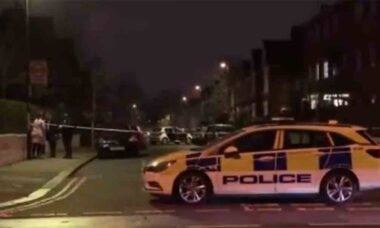 Nove pessoas feridas em ataque com substância corrosiva em Londres