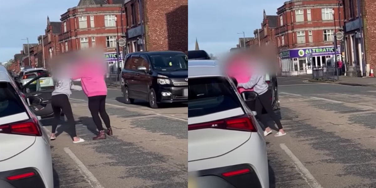 Frauen geraten in Verkehrsstreit auf einer Straße in Greater Manchester