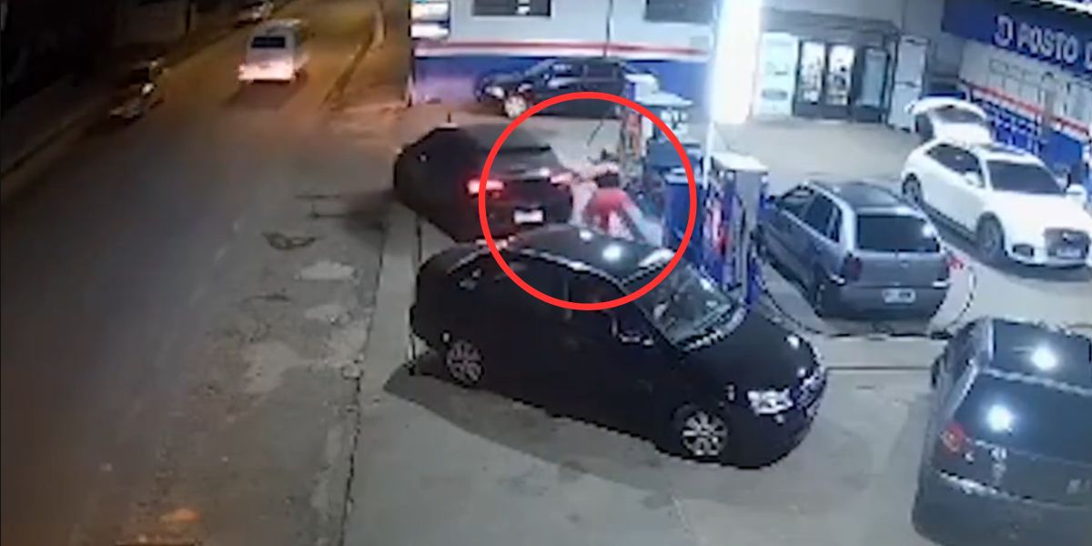 Vídeo assustador: Motorista arrasta frentista presa a mangueira de tanque de combustível