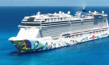 Funcionário da Norwegian Cruise Line é preso depois de ser acusado de esfaquear pessoas em cruzeiro no Alasca