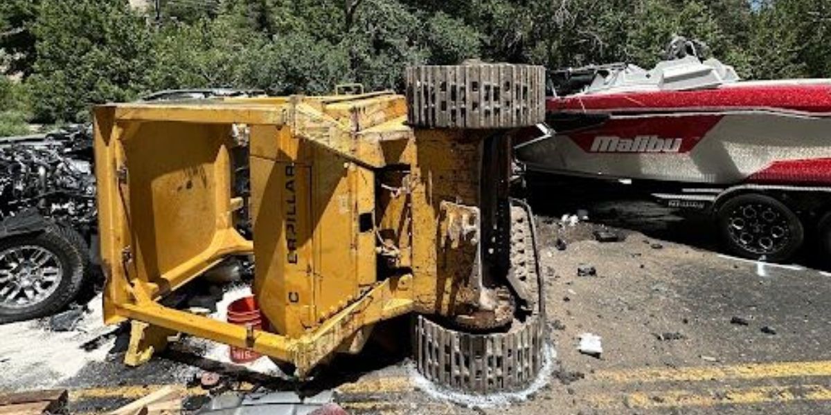 Tractor verplettert auto in Utah en doodt vader en dochter bij tragisch ongeval