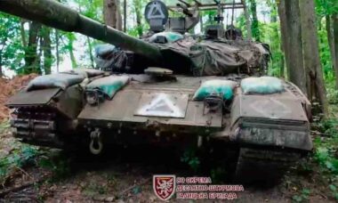 Paraquedistas galegos capturam tanque T-90M na Região de Kursk. Foto: Telegram @ua_dshv