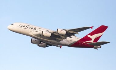 qantas airways