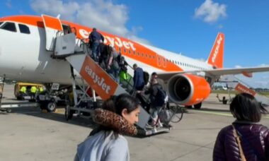 Instagram @easyjet