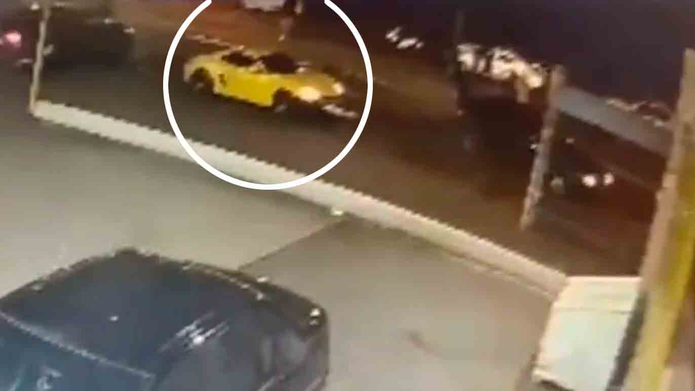 Vidéo : Le conducteur d'une Porsche prend la fuite après avoir renversé et tué une jeune femme à Maringá. Photo : Reprodução X @LevySallahK