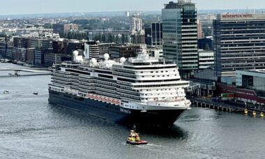 Quase 90 pessoas ficaram doentes em surto de norovírus em navio da Holland America