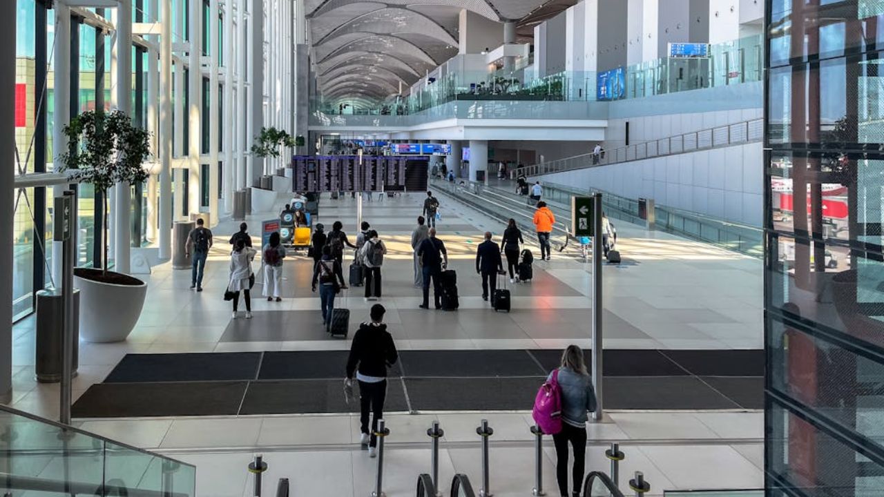 Descubra qual é o aeroporto mais caro do mundo para se fazer uma refeição