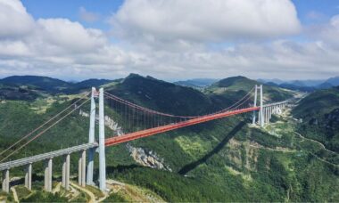 A ponte mais alta do mundo será inaugurada na China ainda em 2025