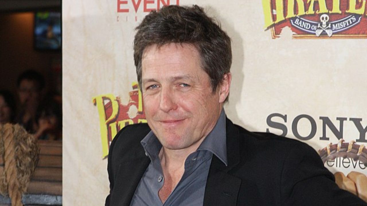 Hugh Grant krytykuje interakcję funkcjonariusza imigracyjnego na lotnisku z jego dziećmi