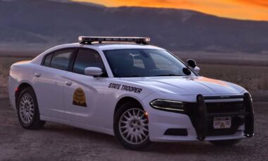 Motorista descontrolado teria atingido Tesla intencionalmente a mais de 160 km/h em Utah