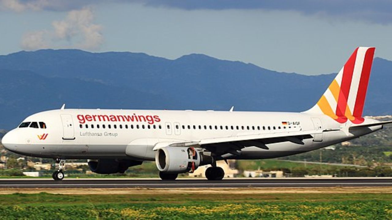 Dokument odkrywa ostatnie słowa drugiego pilota lotu Germanwings 9525, który zabił 150 osób