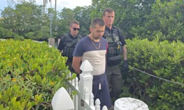 Homem russo é preso na Flórida após roubar iate de luxo avaliado em US$ 2 milhões