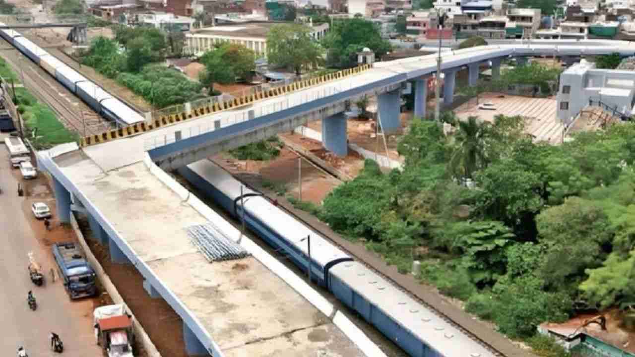 Pont avec courbe à 90° devient une plaisanterie en Inde et pousse le gouvernement à enquêter sur le chantier