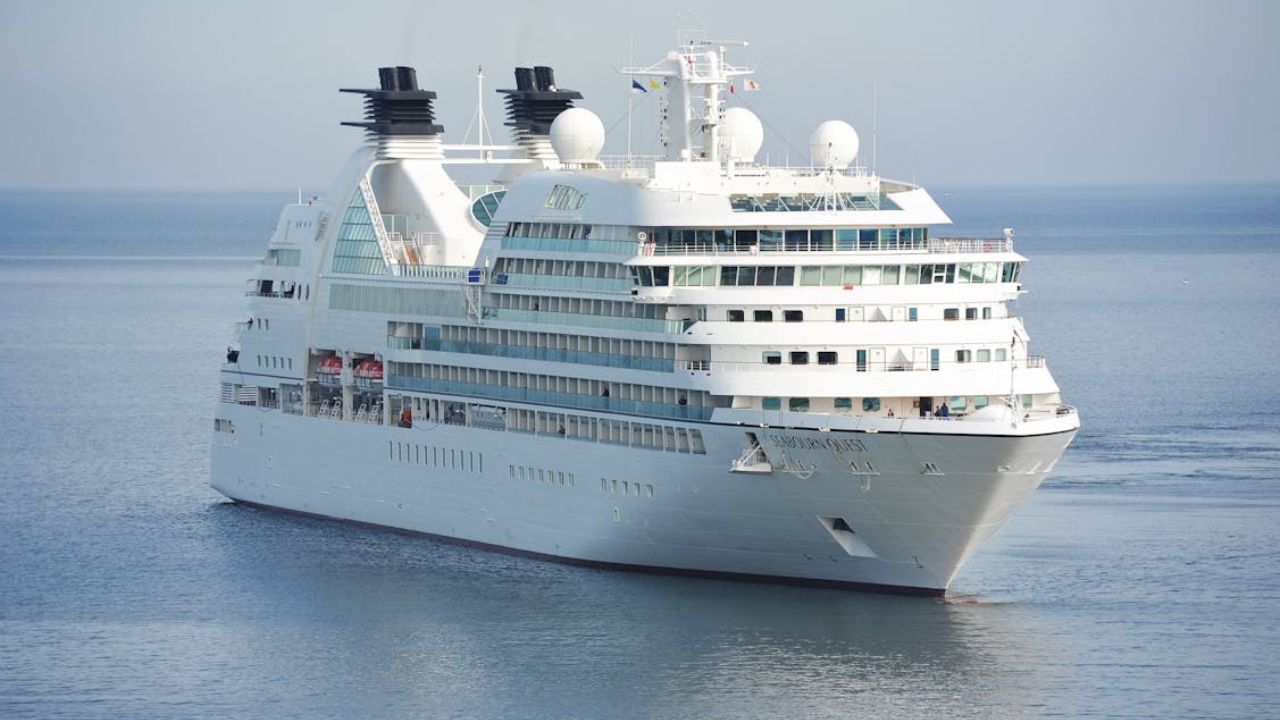 Dowiedz się, jakie są 3 tajne kody używane na rejsach – o przerażającym znaczeniu