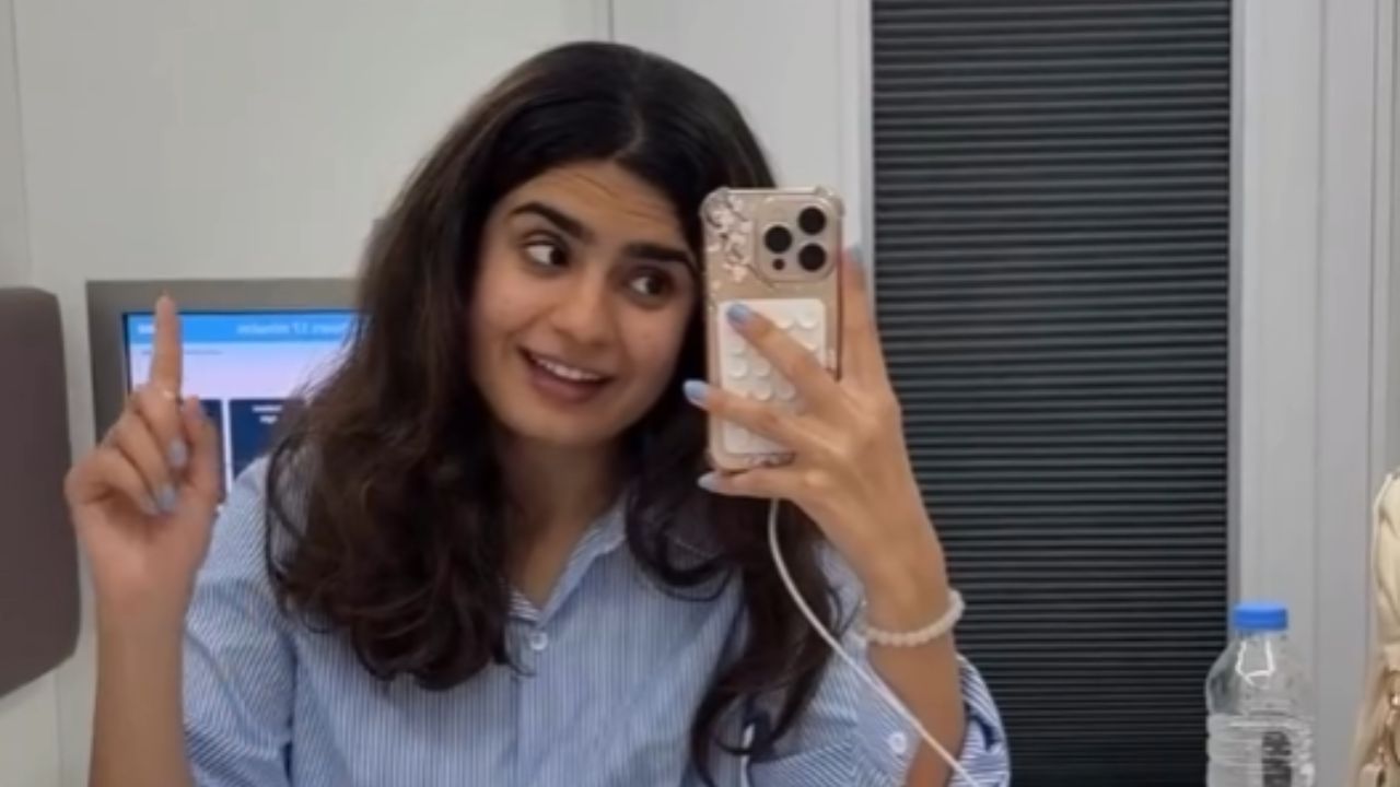 Une passagère indienne soulève le débat sur le « privilège du passeport » après avoir dormi dans une chambre capsule