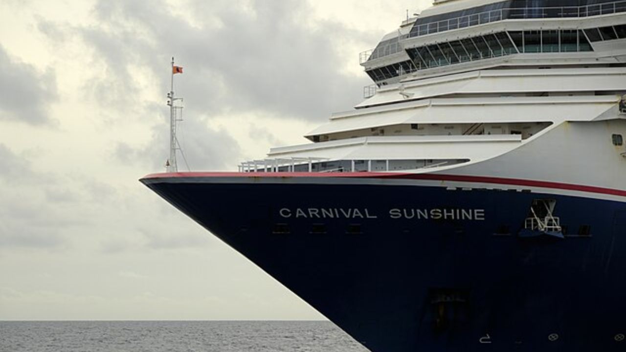 Carnival notifies couple that they will not be allowed to board the