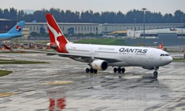 Passageiro pega fogo em sala VIP da Qantas no Aeroporto de Melbourne após incidente envolvendo power bank